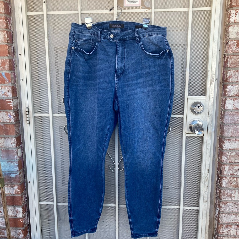 Judy blue jeans size 20w